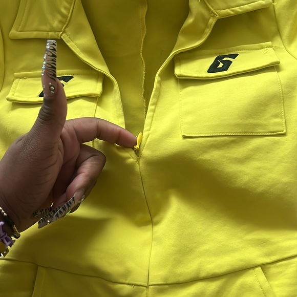 Gsuwoo yellow romper - Picture 4 of 4